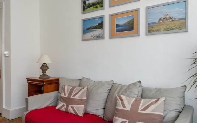 Big Family House Near Clapham Common