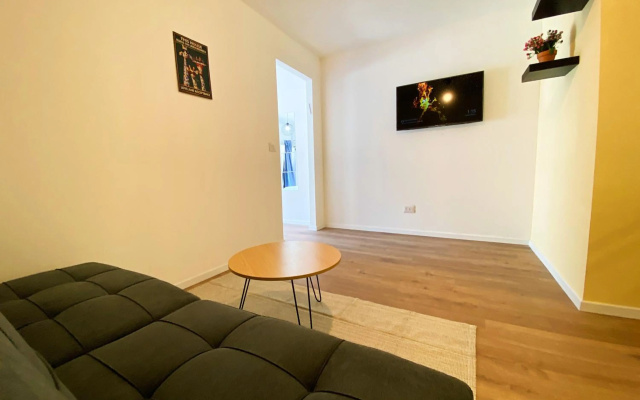 Lev Florentin Apartments
