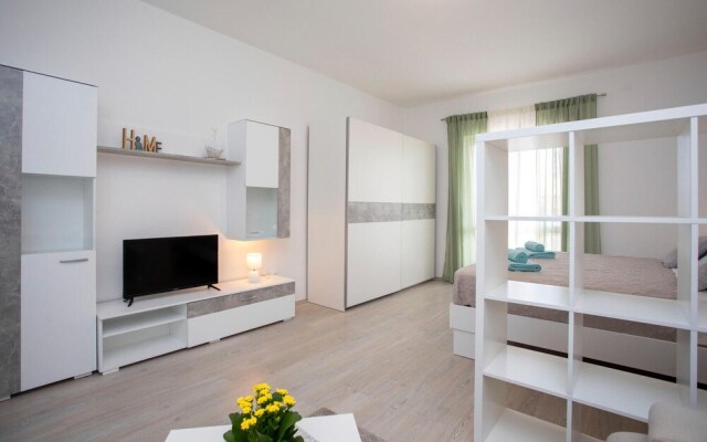 Nice Apartment in Rabac With Wifi and 2 Bedrooms