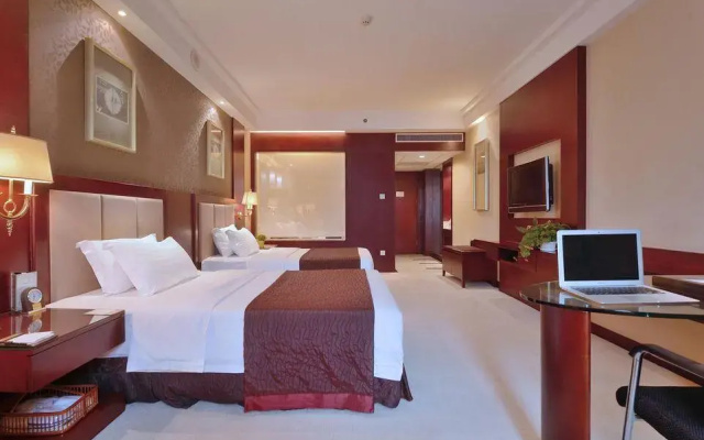 Kaifu Jianguo Hotel