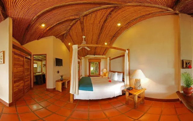 Punta Islita, Autograph Collection