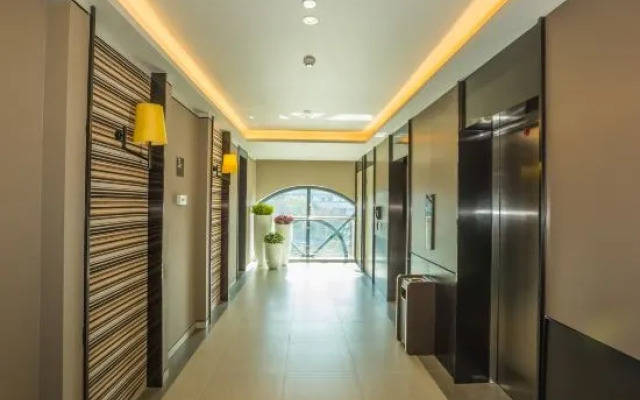 Homeinn Plus Hotel (Hefeinan Railway Station Lei Street South District)