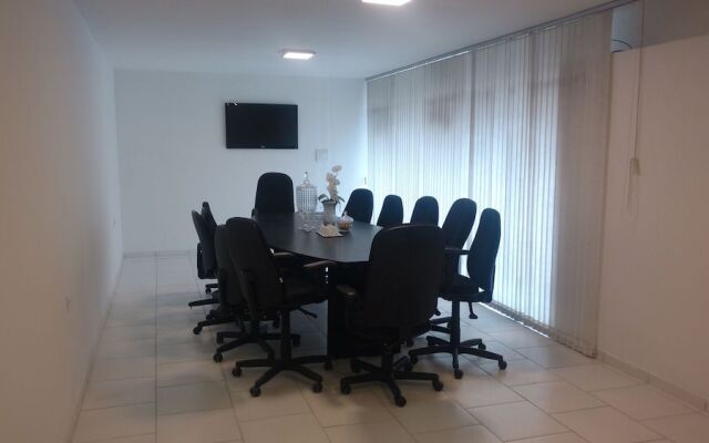 Hotel Space 4 U - Aeroporto Curitiba