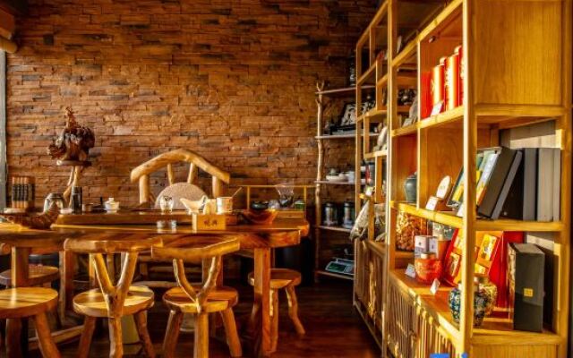 Yuexing Tinghuyuan Guesthouse