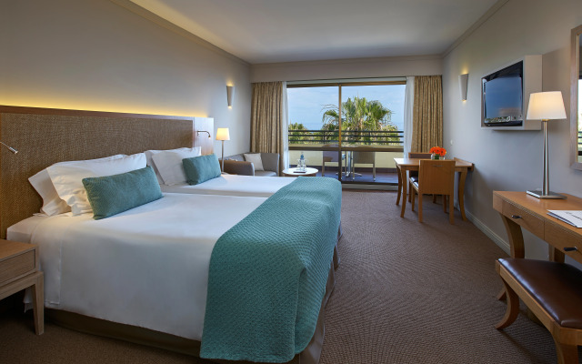 Suite Hotel Eden Mar