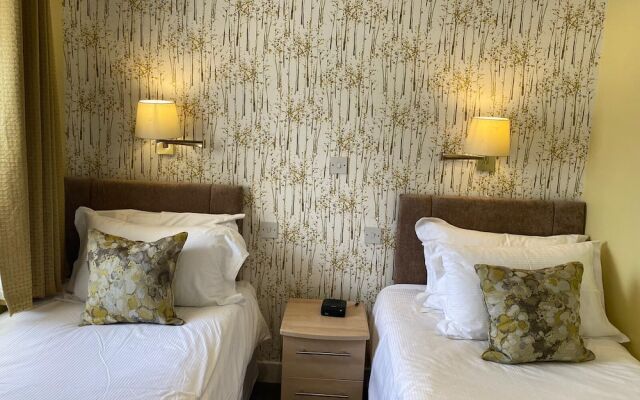 The Kings Arms Hotel