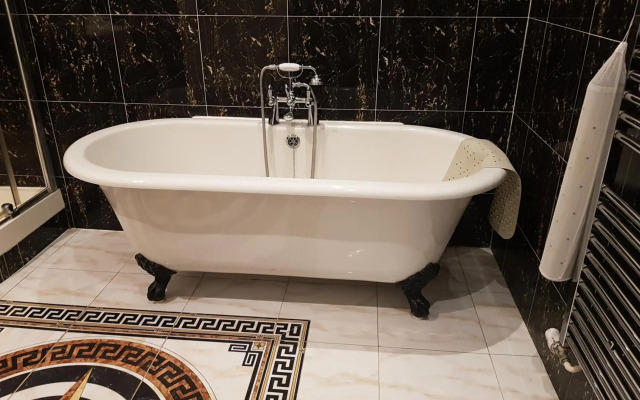 St Giles House Hotel