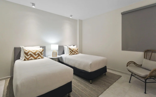O Condominium Beachfront Residences