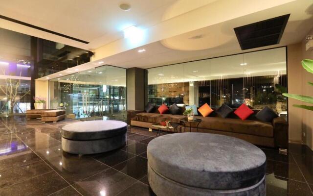 Rak Elegant Hotel Patong