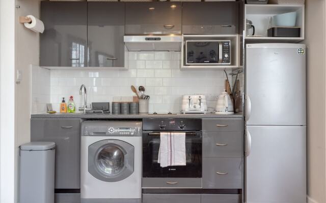 Studio Flat in South Kensington
