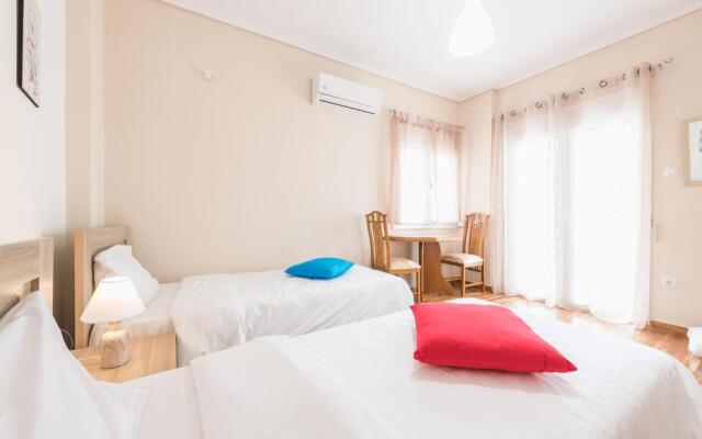 Modern 2BD apt in Athens DT, 2-min metro