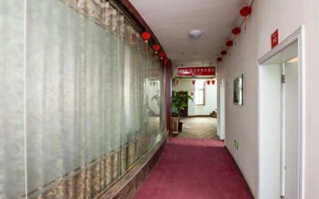 Longjing Business Hotel