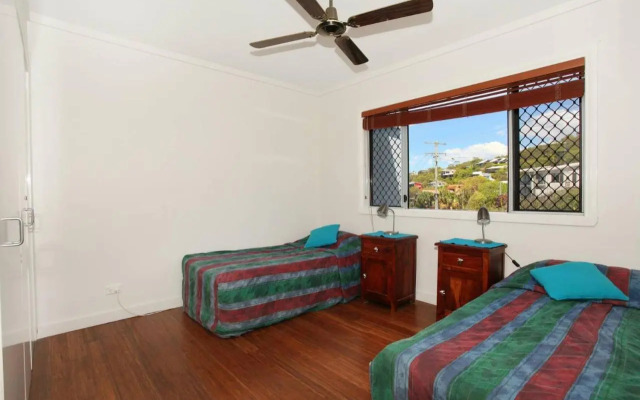 Unit 9 'Coolum Blueseas', Coolum Beach