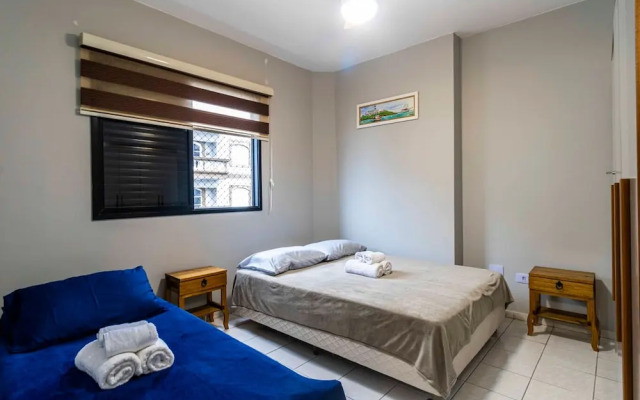 Apto com Excelente Localiza o a 50m da Praia