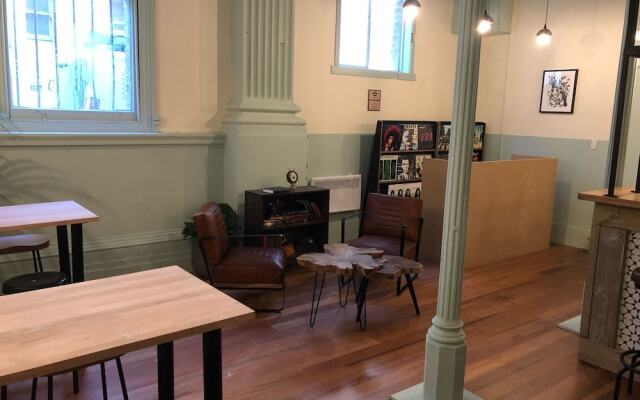 Roamer St Kilda (formerly Selina St Kilda)
