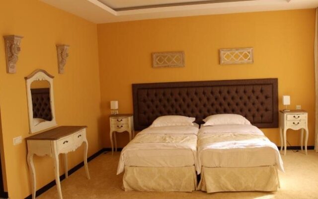 Amber Hotel