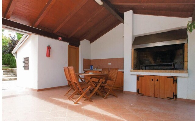 Awesome Home in Rovinj With Wifi and 2 Bedrooms