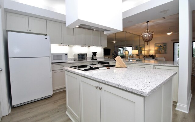 Shipwatch Riverside E204