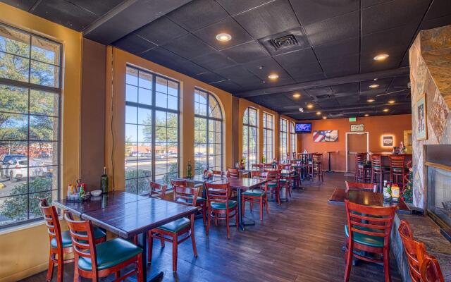 Best Western Green Valley Inn