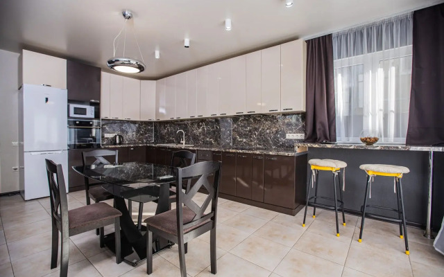 Коттедж у моря