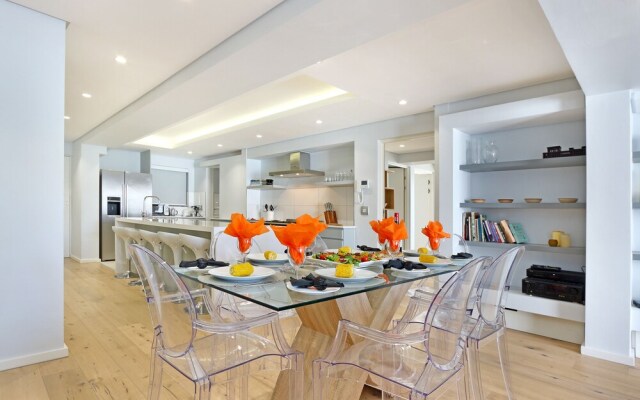 Four on C luxury Suites by Totalstay