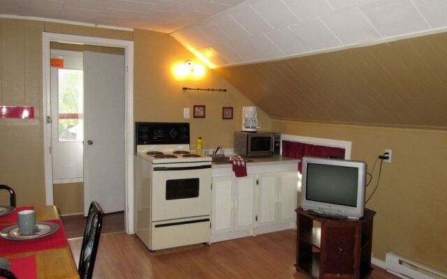 Edgewater Resorts - Edgewater Inn