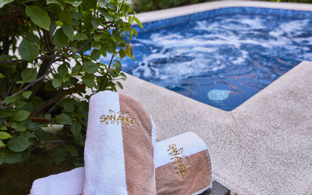 San Angel Suites