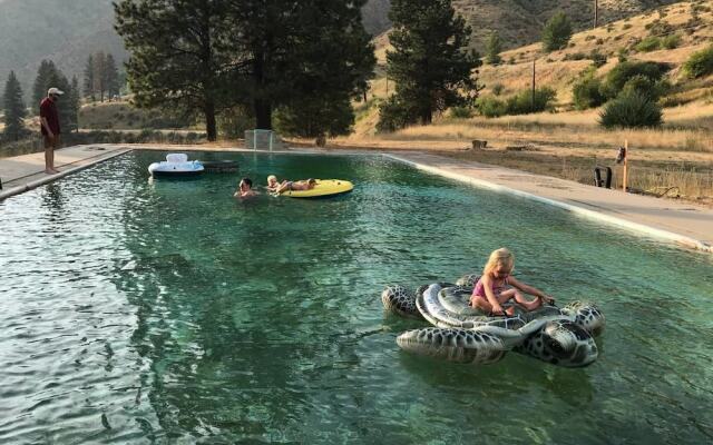 Haven Hot Springs