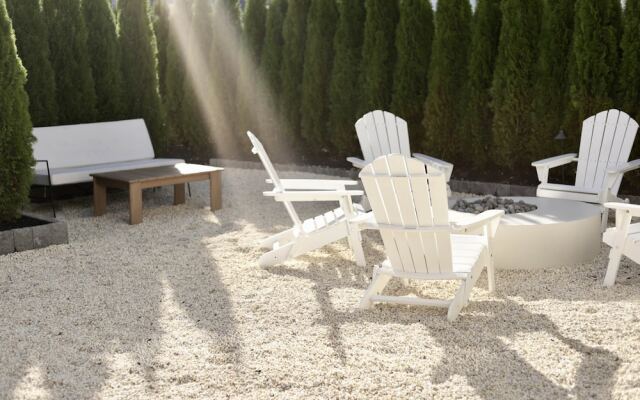 The James Bradley Hotel