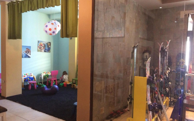 Stenata Huge Ski To Door Apartment