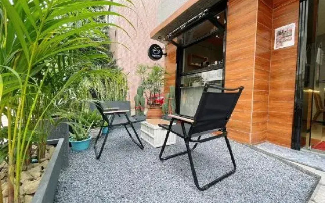 Yao Jianju Guesthouse
