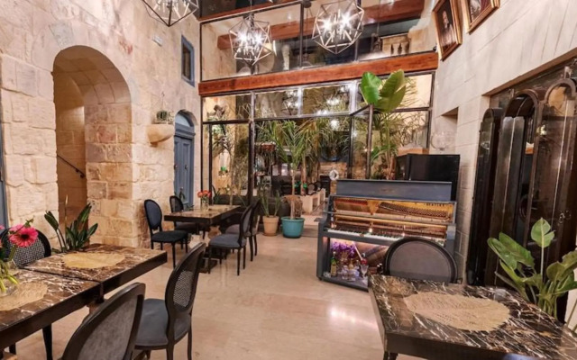 Lulu Boutique Hotel