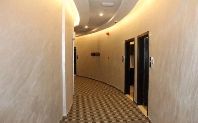 The Gulf Hotel Flats Est