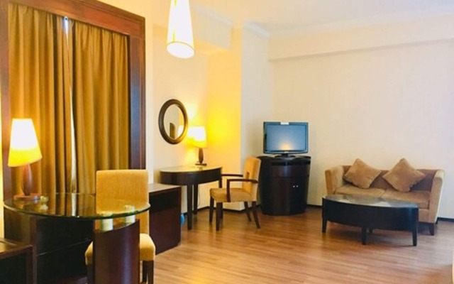 Crystal Crown Hotel