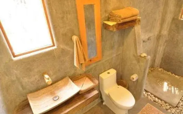 Celeste Del Mar Eco-Hotel