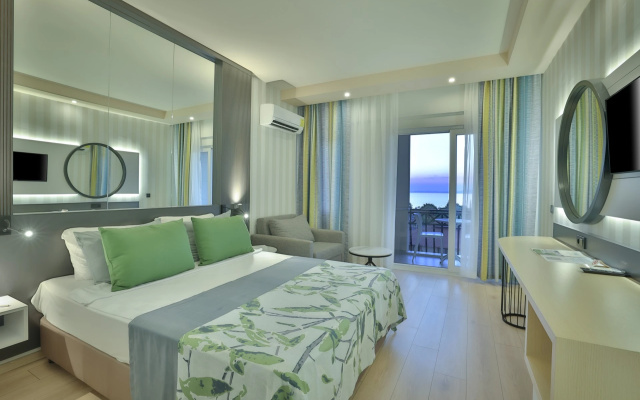 EOS Beach Resort