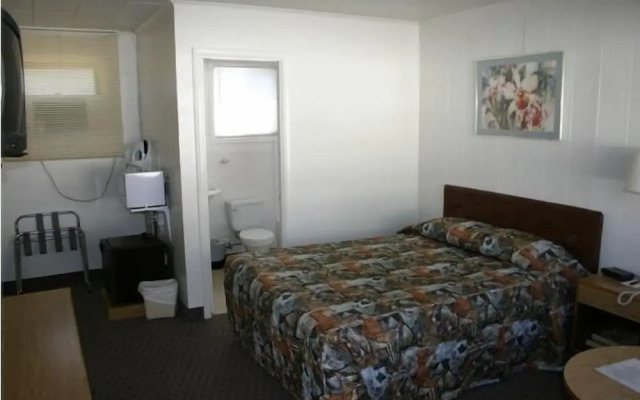 Skyline Motel