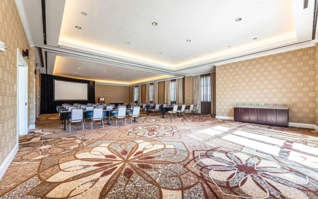 Sheraton Stonebriar Hotel