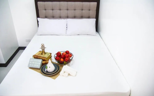 V and G Suites Limay