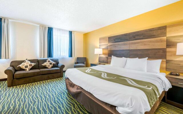 Quality Inn & Suites Leesburg Chain of Lakes