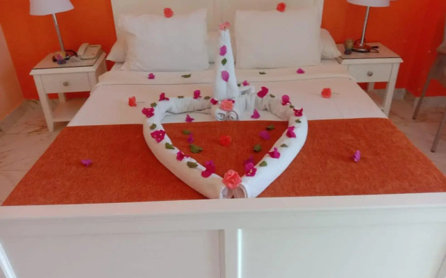 Tiba Rose Plaza