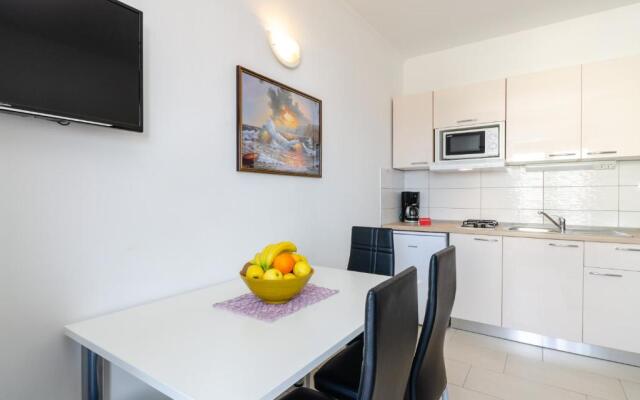 Apartments Mikanović