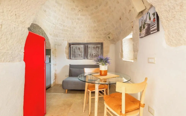 4023 Trullo Domi by Perle di Puglia