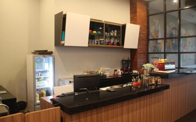 Uniq Hotel Yogyakarta