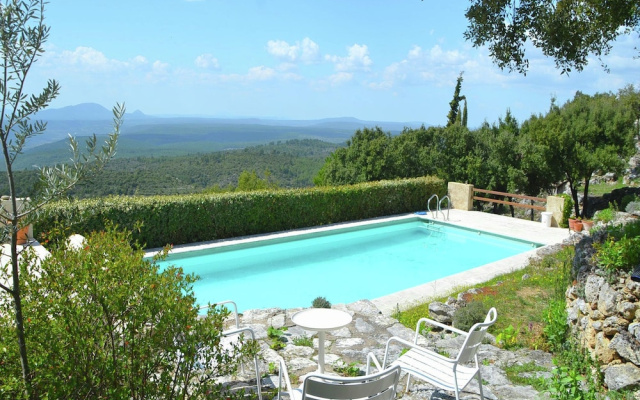 Villa in Tourtour With Swimming Pool
