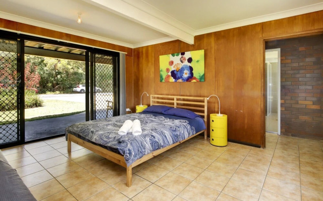 Ammaboolah at Hat Head