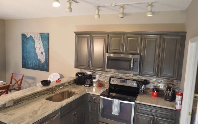 Sandy Ridge Area Pool Home