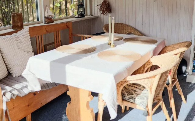6 Person Holiday Home in Skummeslovsstrand