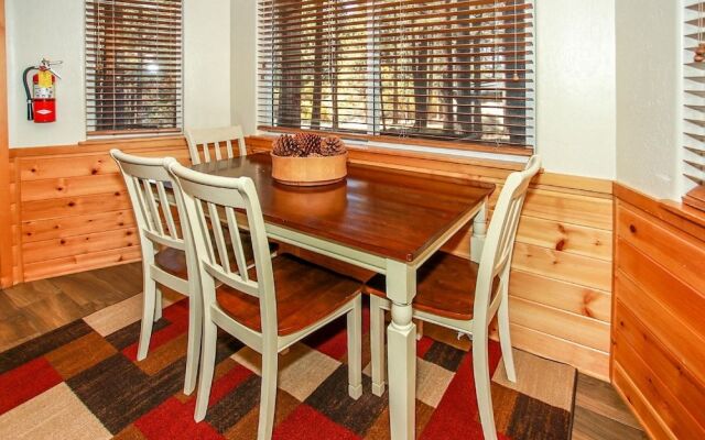 Catalina Creekside Cabin