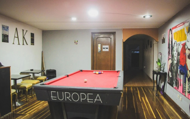 AK Hostel 82